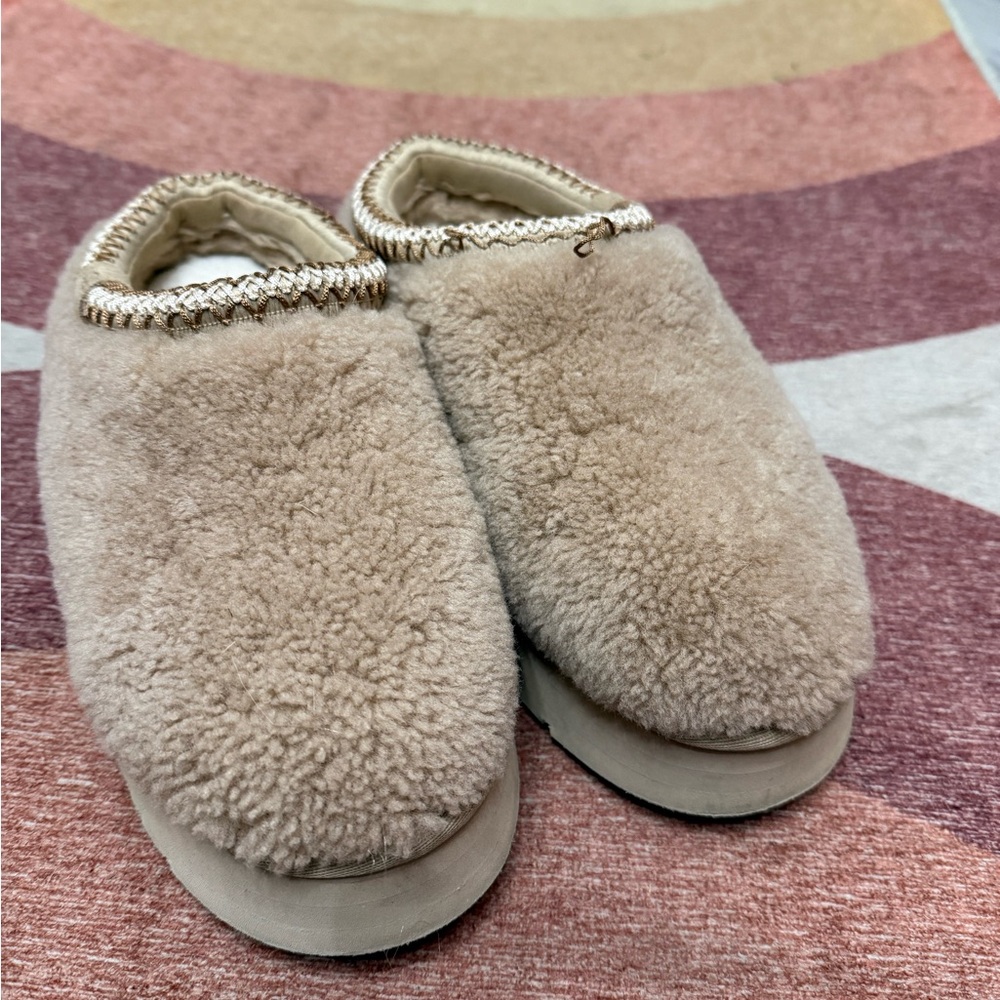 Tazz Maxi Curly Genuine Shearling Platform Slipper (Women)